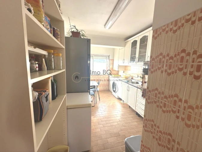 Apartamento T2 para Venda em Agualva e Mira-Sintra Foto 23