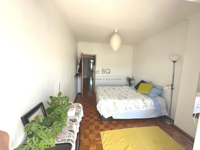 Apartamento T2 para Venda em Agualva e Mira-Sintra Foto 29
