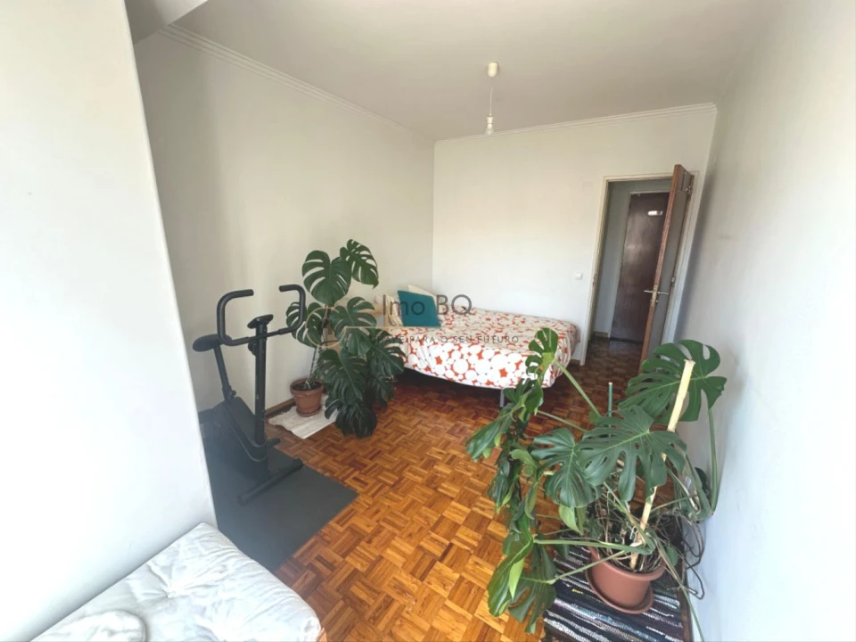 Apartamento T2 para Venda em Agualva e Mira-Sintra Foto 42