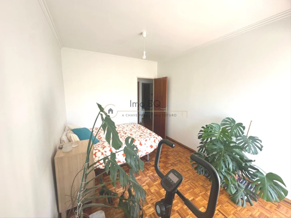 Apartamento T2 para Venda em Agualva e Mira-Sintra Foto 61