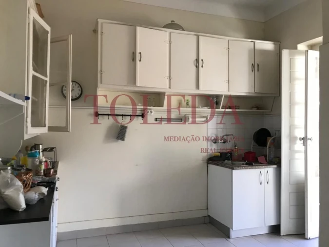 Loja para Venda em Almada, Cova da Piedade, Pragal e Cacilhas Foto 8