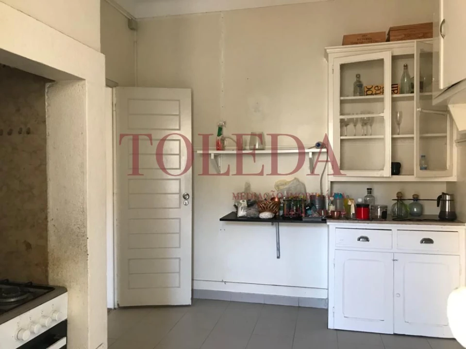 Loja para Venda em Almada, Cova da Piedade, Pragal e Cacilhas Foto 13