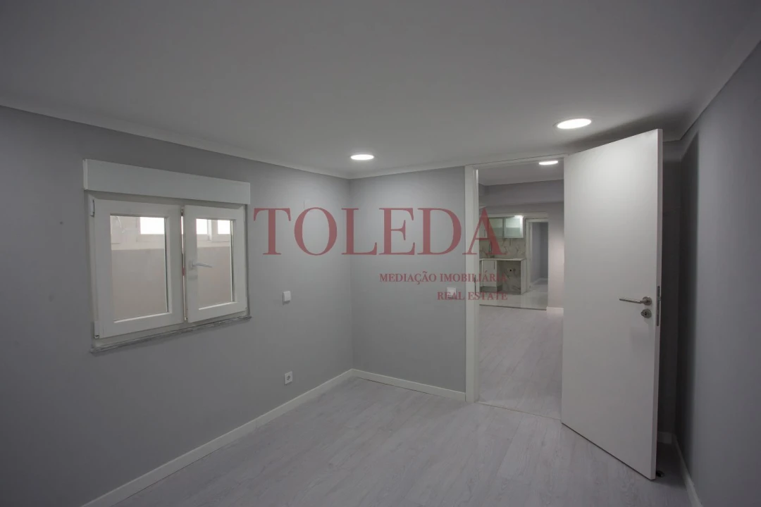 Moradia T1 para Venda em Benavente Foto 7