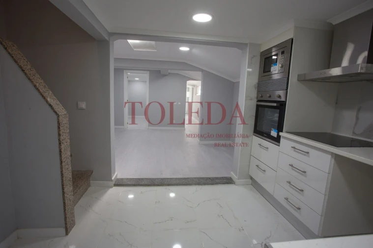 Moradia T1 para Venda em Benavente Foto 18