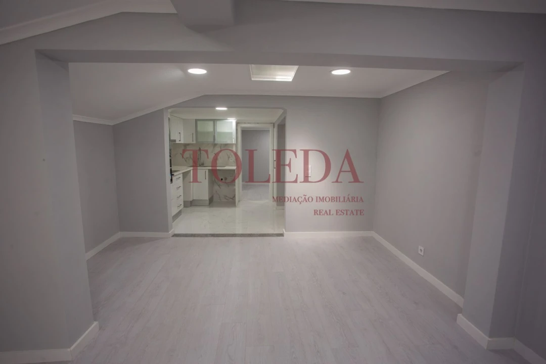 Moradia T1 para Venda em Benavente Foto 2