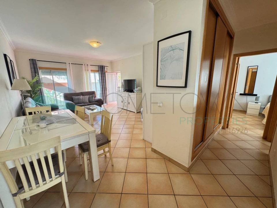 Apartamento T1 para Venda em Quarteira Foto 4