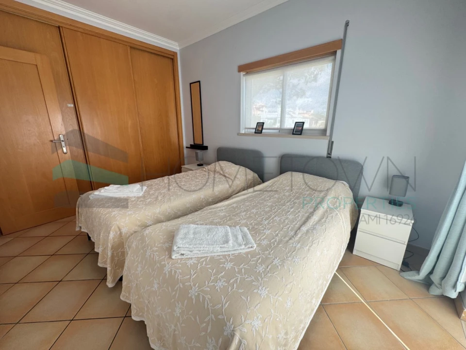 Apartamento T1 para Venda em Quarteira Foto 10