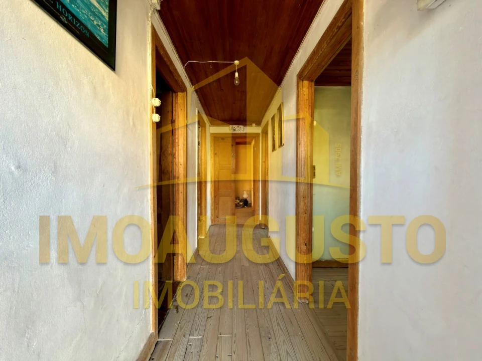 Moradia T3 para Venda em Bendada Foto 12