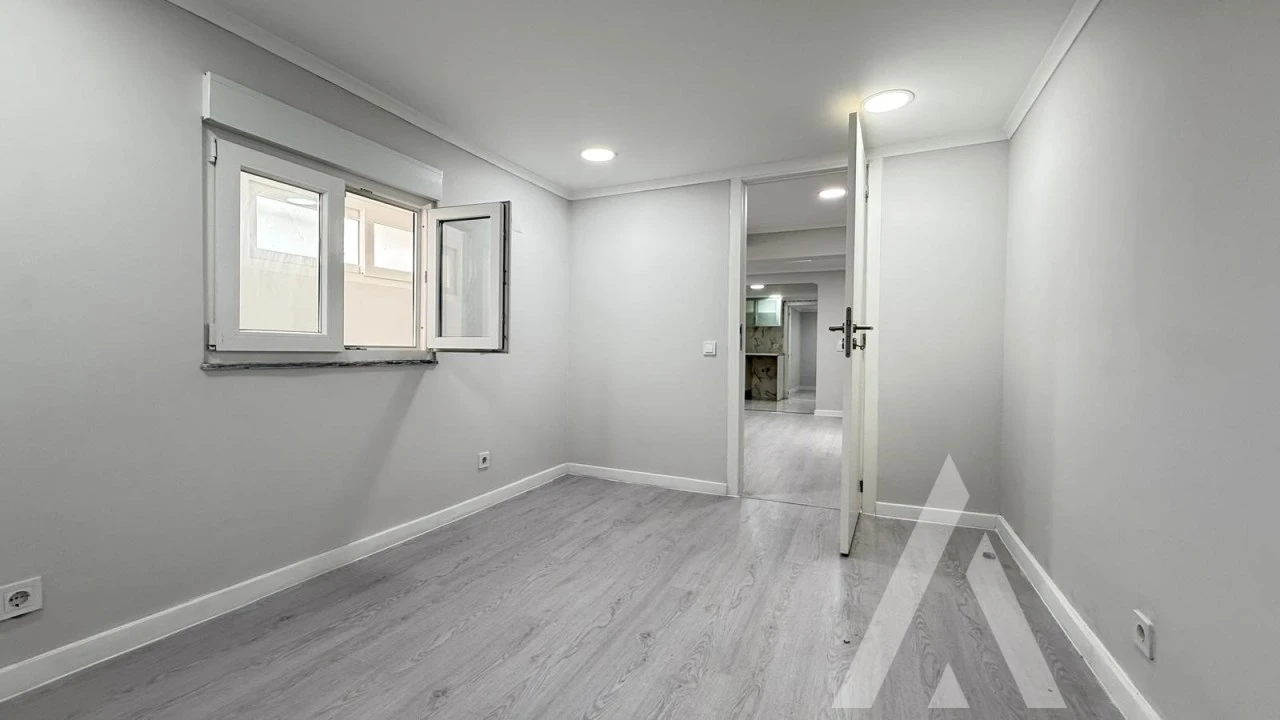 Moradia T1 para Venda em Benavente Foto 4