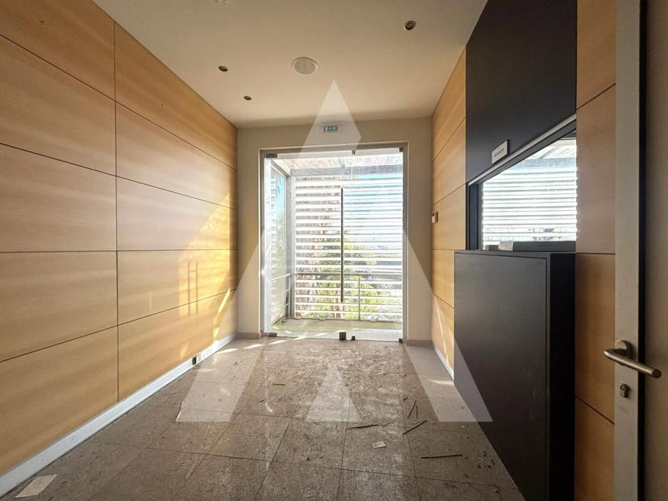 Armazém para Venda em Préstimo e Macieira de Alcoba Foto 3