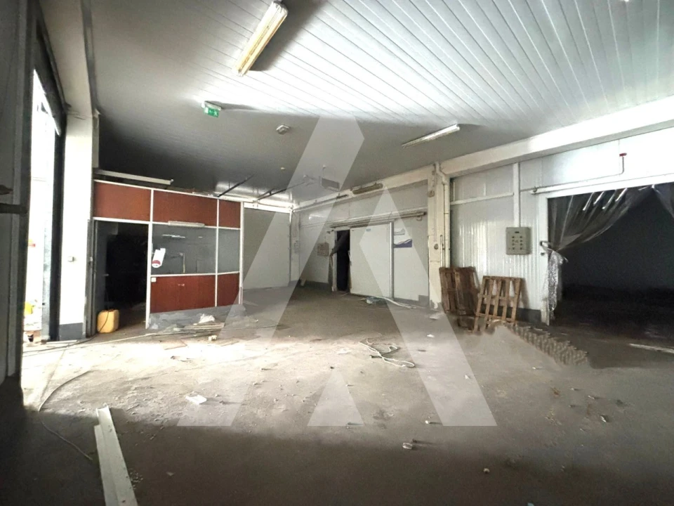 Armazém para Venda em Préstimo e Macieira de Alcoba Foto 20