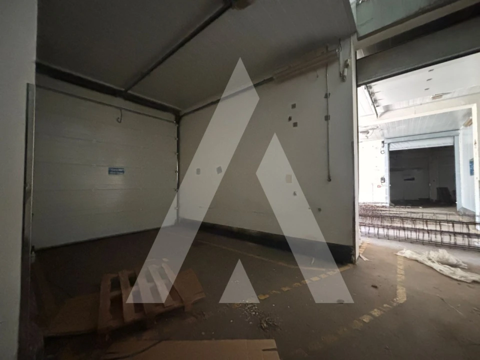 Armazém para Venda em Préstimo e Macieira de Alcoba Foto 31