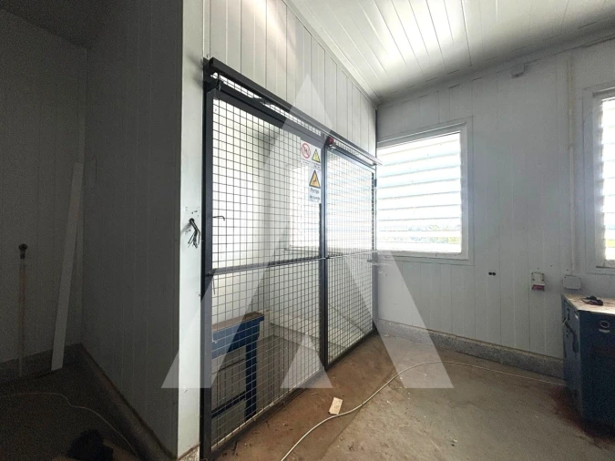 Armazém para Venda em Préstimo e Macieira de Alcoba Foto 14