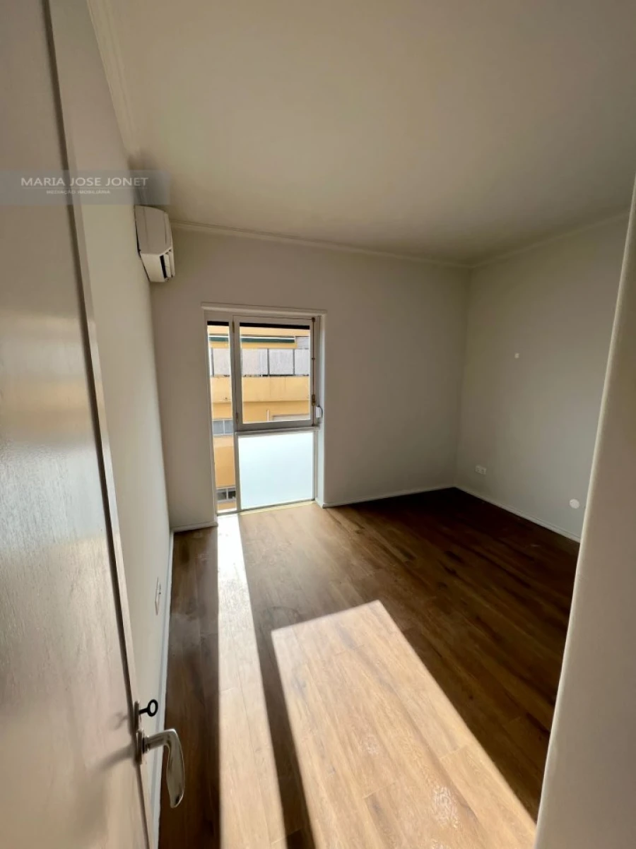 Apartamento T1 para Arrendamento em Cascais e Estoril Foto 4