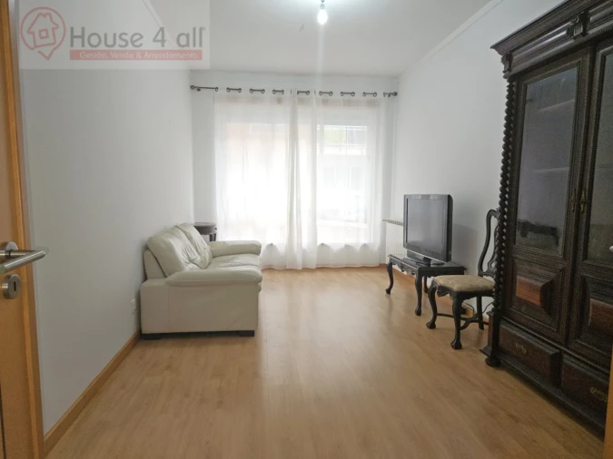 Apartamento T2 para Venda em Caldas da Rainha - Santo Onofre e Serra do Bouro Foto 3