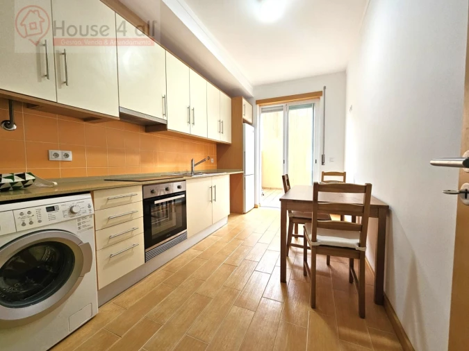 Apartamento T2 para Venda em Caldas da Rainha - Santo Onofre e Serra do Bouro Foto 5