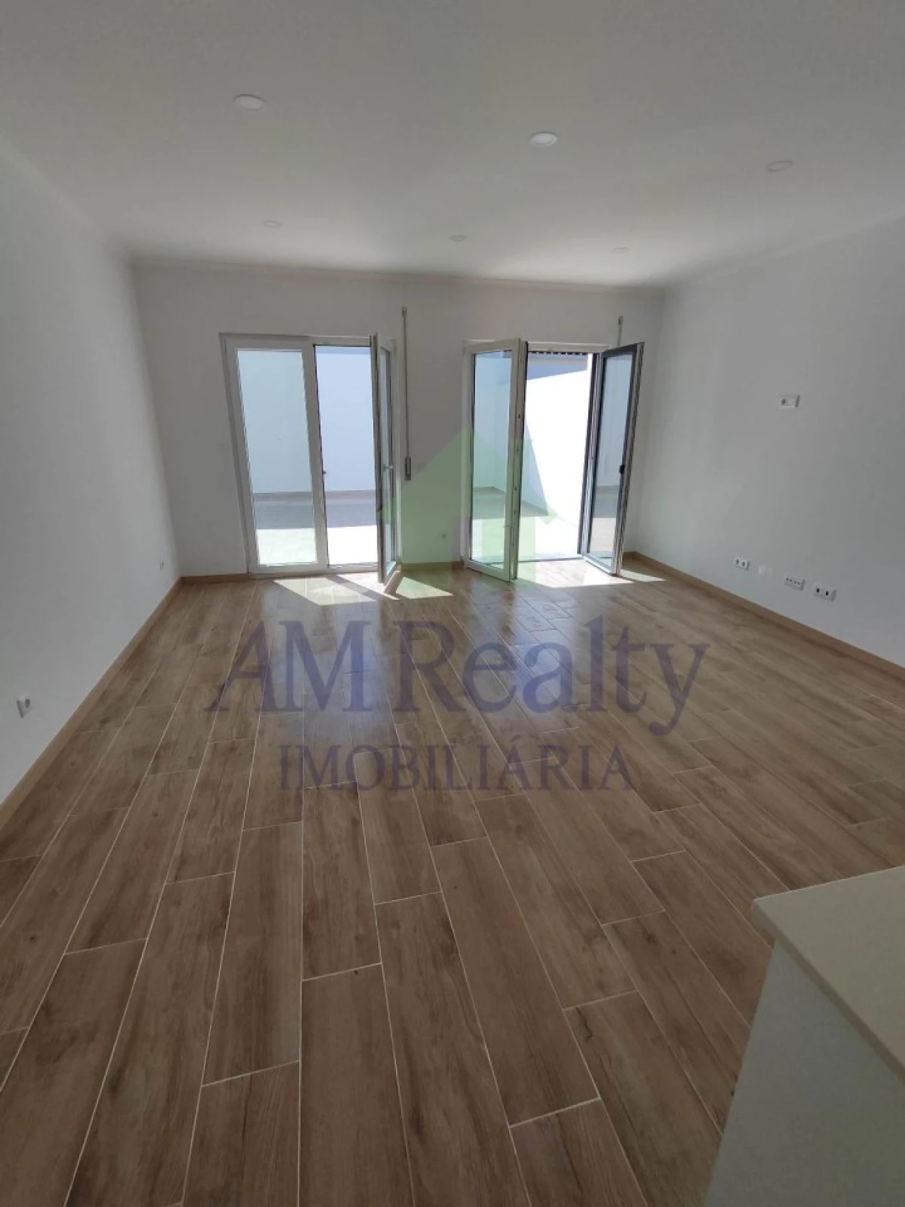 Apartamento T2 para Venda em Ferrel Foto 4