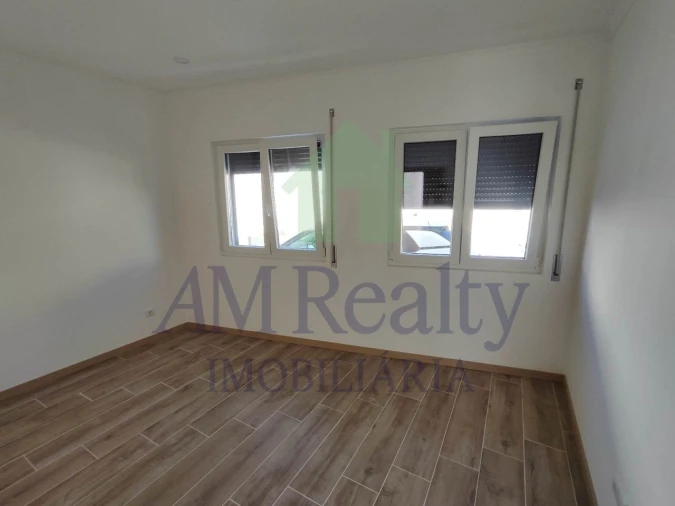 Apartamento T2 para Venda em Ferrel Foto 12