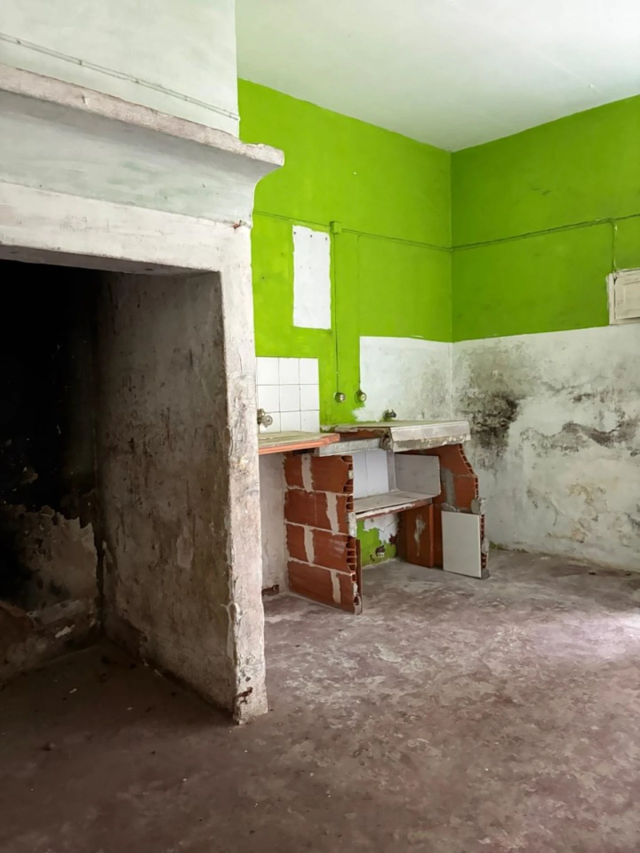 Moradia T2 para Venda em Terrugem e Vila Boim Foto 4