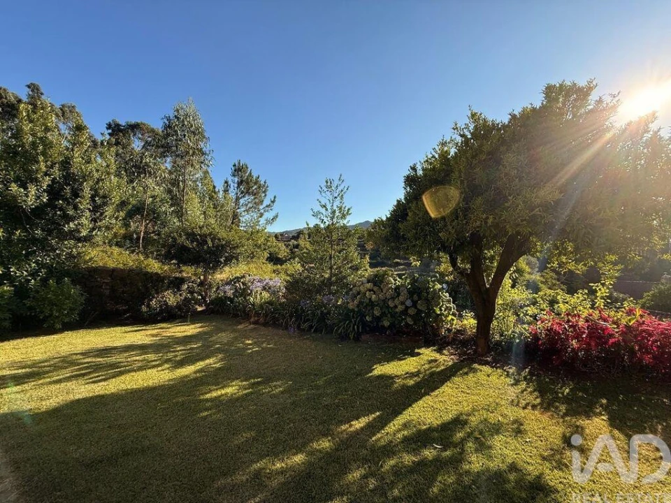 Moradia T3 para Venda em Facha Foto 21