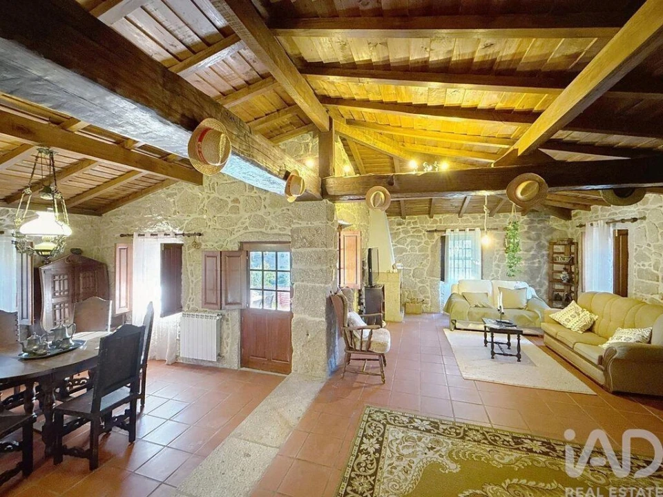 Moradia T3 para Venda em Facha Foto 29