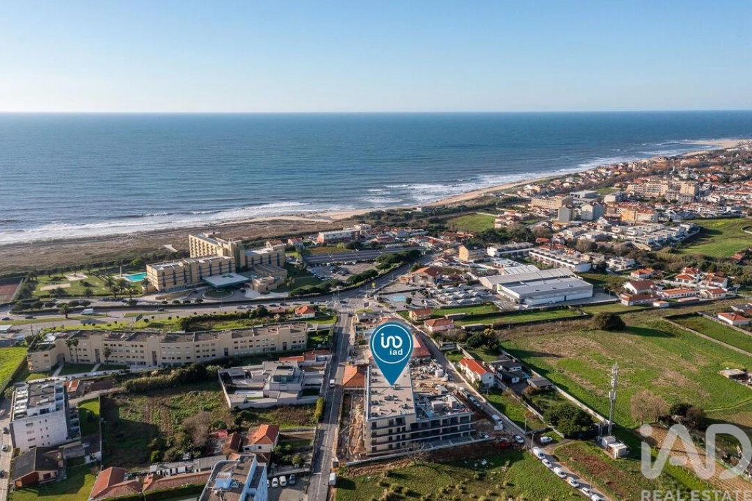 Apartamento T2 para Venda em São Felix da Marinha Foto 24