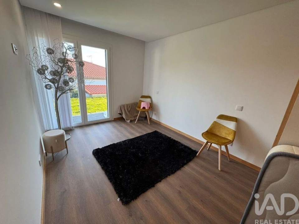 Moradia T4 para Venda em Cabração e Moreira do Lima Foto 5