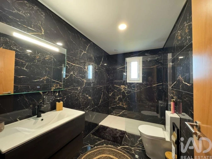 Moradia T4 para Venda em Cabração e Moreira do Lima Foto 6