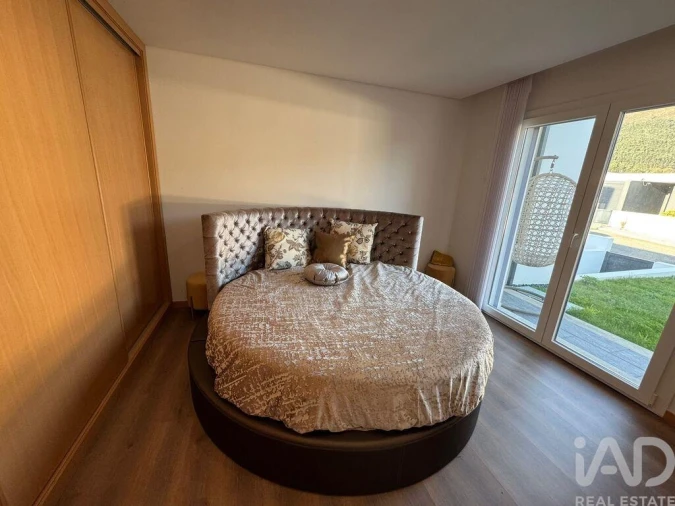 Moradia T4 para Venda em Cabração e Moreira do Lima Foto 13