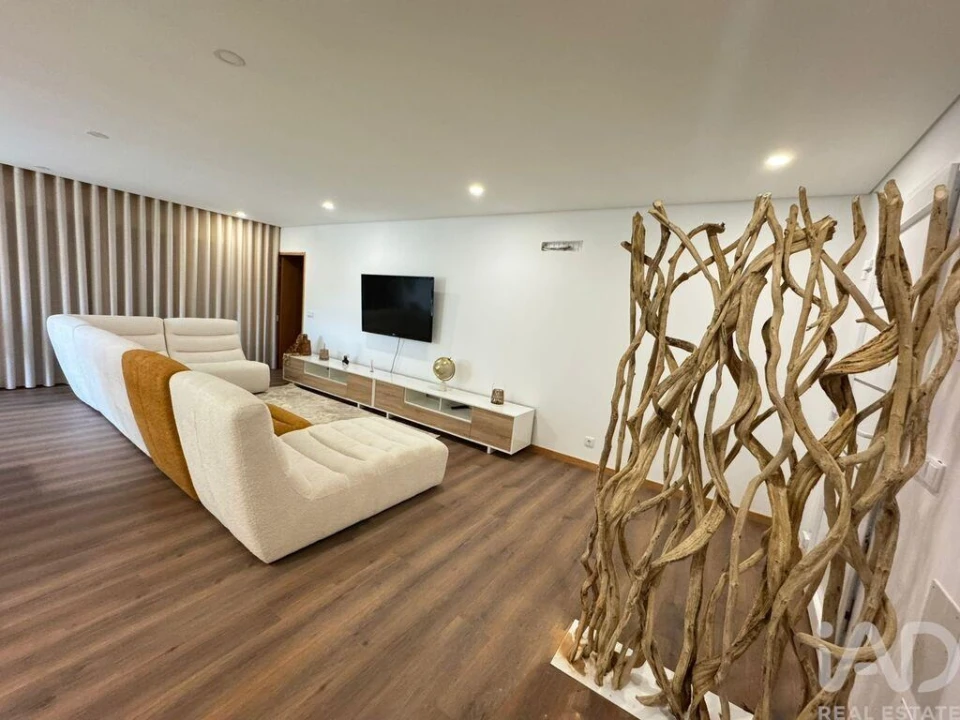 Moradia T4 para Venda em Cabração e Moreira do Lima Foto 3