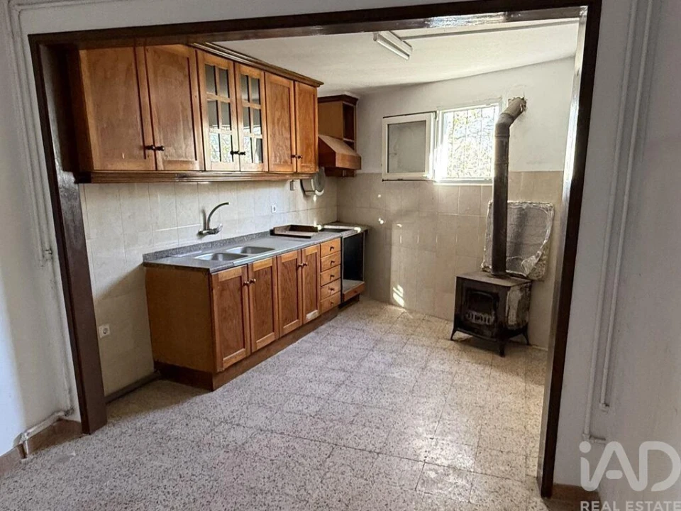 Moradia T3 para Venda em Miranda do Corvo Foto 15