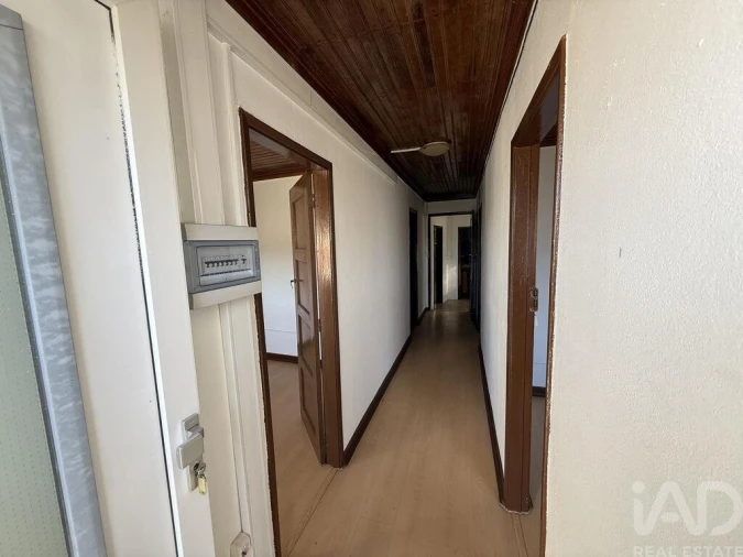 Moradia T3 para Venda em Miranda do Corvo Foto 8