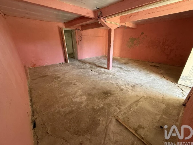 Moradia T3 para Venda em Miranda do Corvo Foto 30