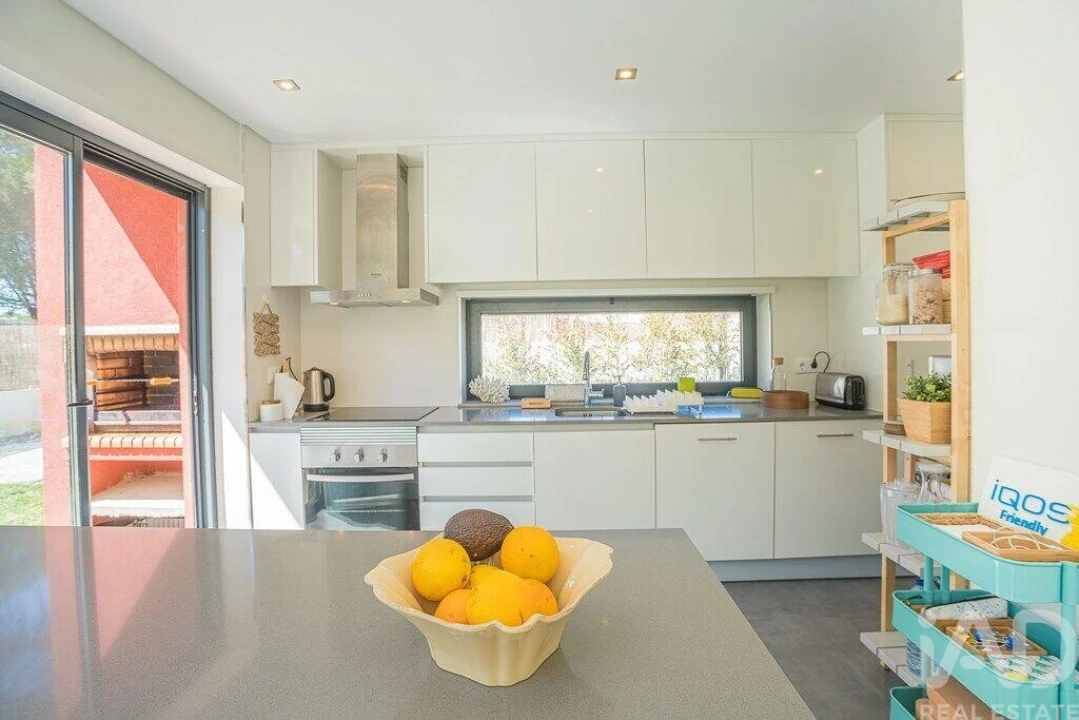 Moradia T3 para Venda em Sesimbra (Castelo) Foto 8