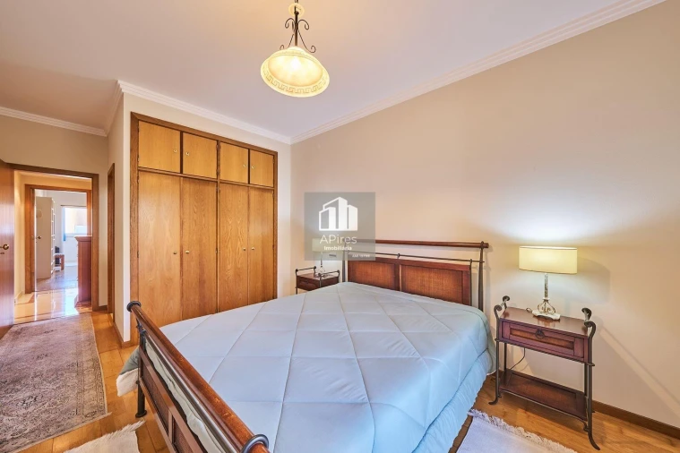 Apartamento T2 para Venda em Costa da Caparica Foto 6