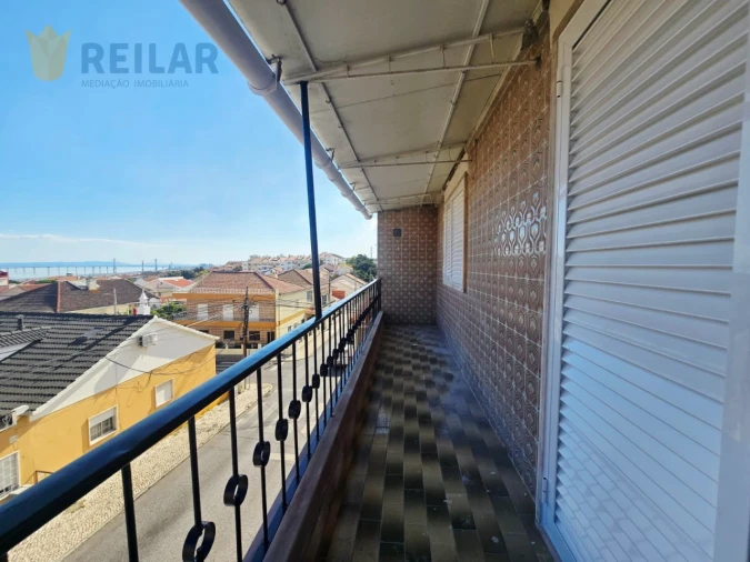 Apartamento T2 para Venda em Santa Iria de Azoia, São João da Talha e Bobadela Foto 32