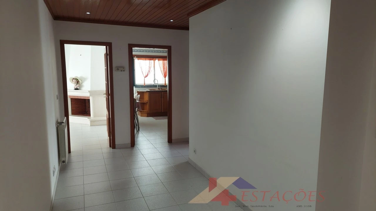Apartamento T3 para Venda em Pombal Foto 8