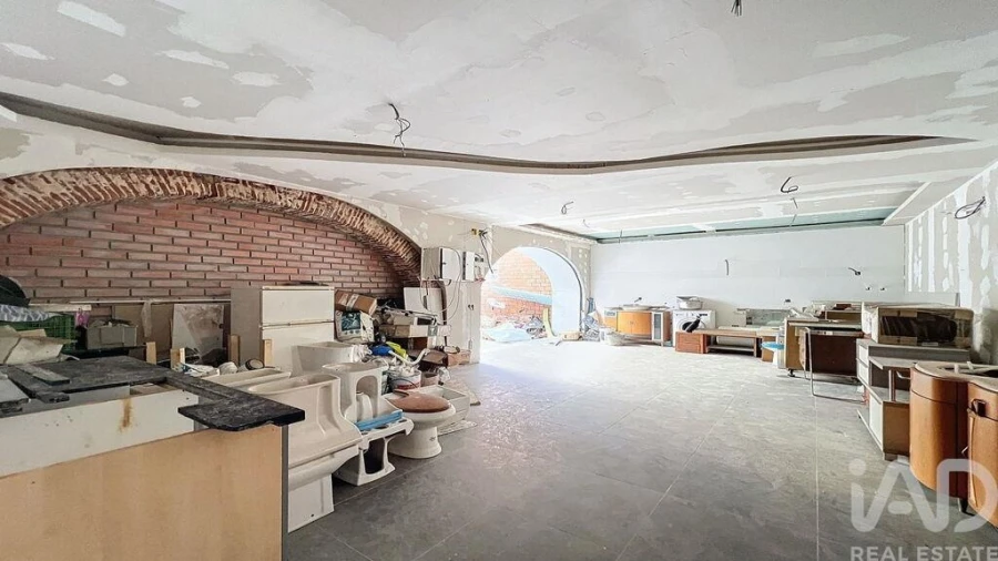 Prédio para Venda em Vila Real de Santo Antonio Foto 36