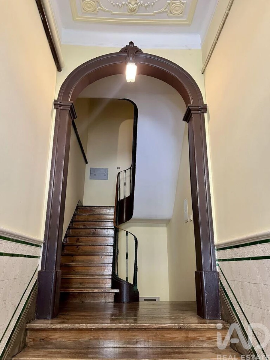 Apartamento T2 para Venda em Arroios Foto 25