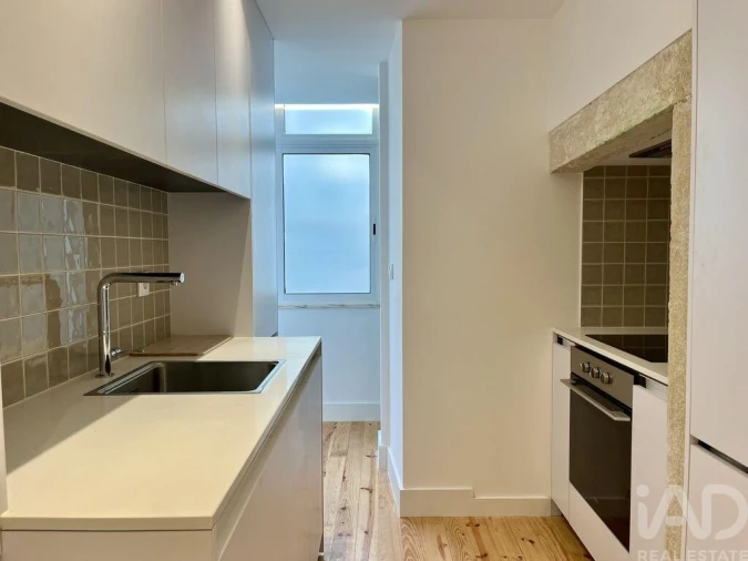 Apartamento T2 para Venda em Arroios Foto 16