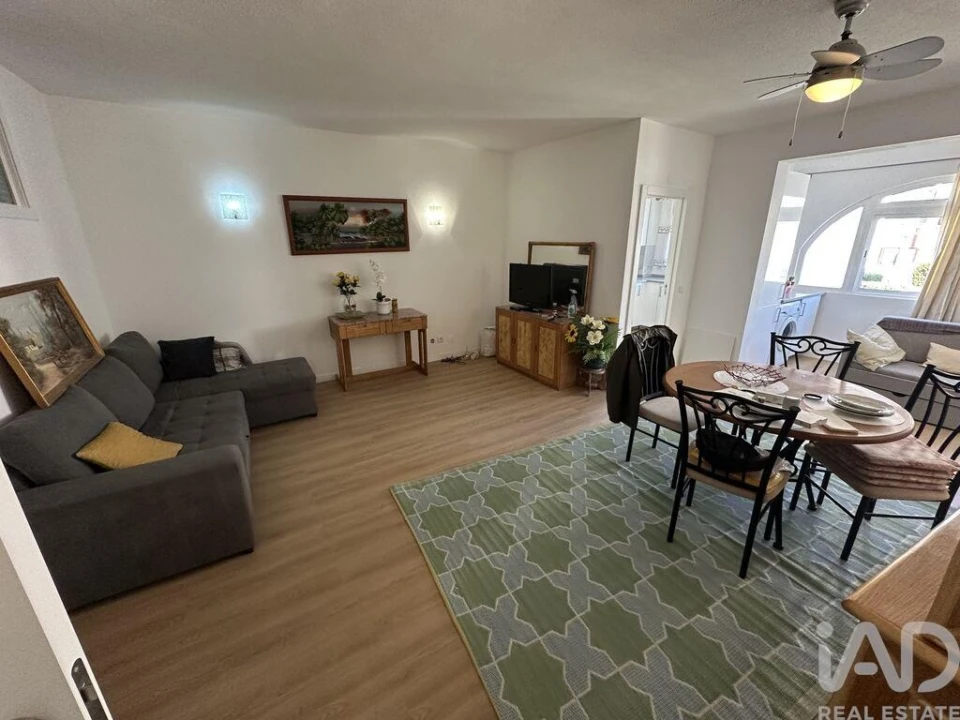 Apartamento T2 para Arrendamento em Albufeira e Olhos de Água Foto 1