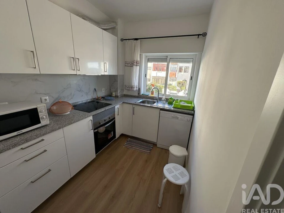 Apartamento T2 para Arrendamento em Albufeira e Olhos de Água Foto 16