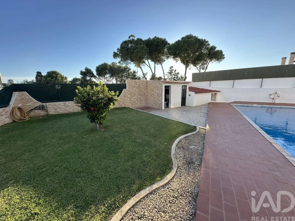 Apartamento T2 para Arrendamento em Albufeira e Olhos de Água Foto 21