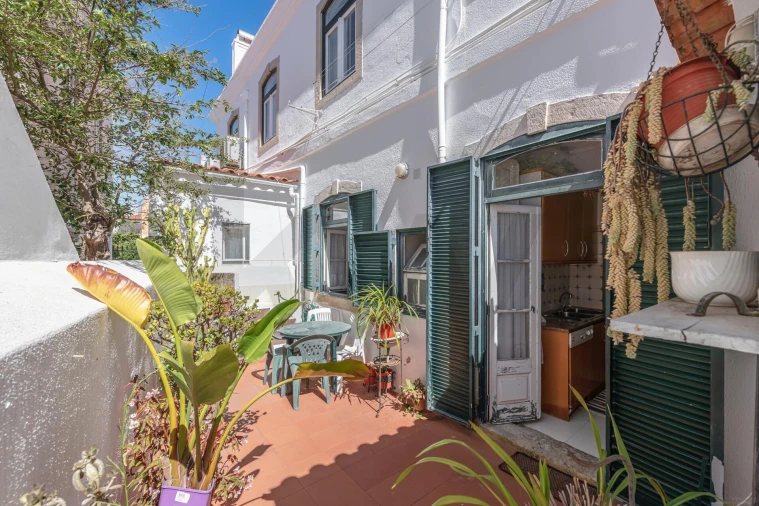 Apartamento T2 para Venda em Oeiras e São Julião da Barra, Paço de Arcos e Caxias