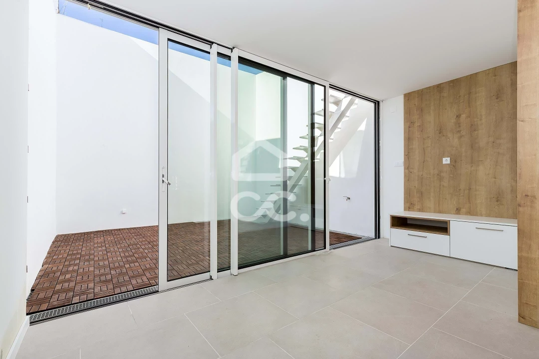 Moradia T2 para Venda em Ciborro Foto 25