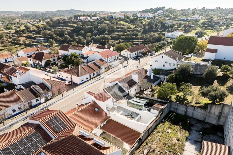 Moradia T2 para Venda em Ciborro Foto 38