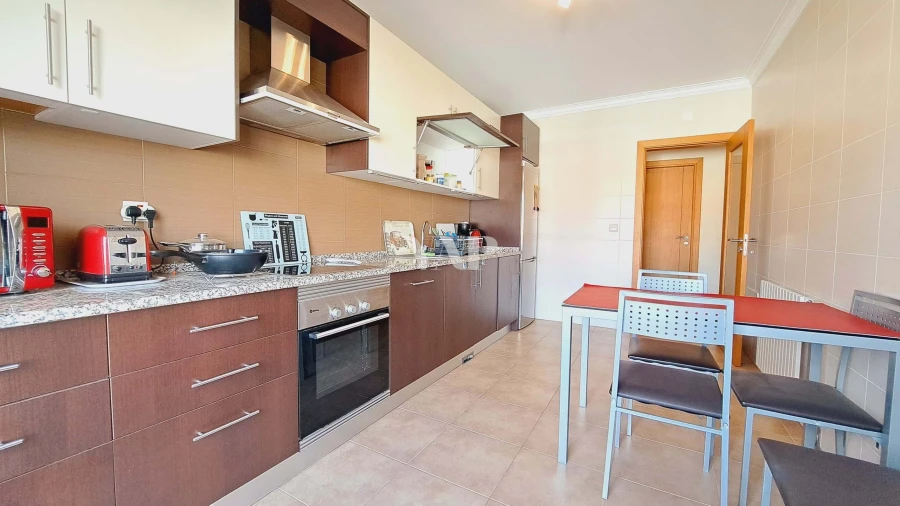 Apartamento T2 para Venda em Albufeira e Olhos de Água Foto 13