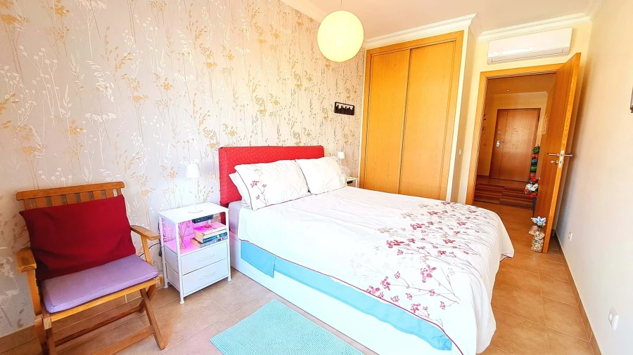 Apartamento T2 para Venda em Albufeira e Olhos de Água Foto 14