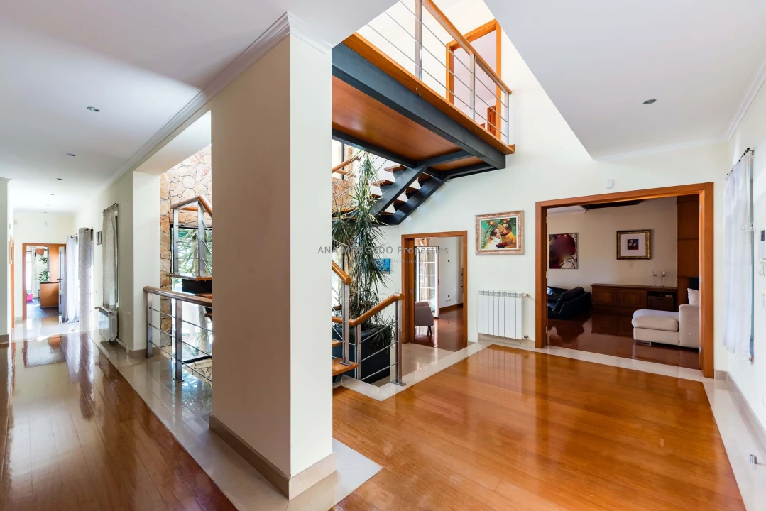 Moradia T4 para Venda em Agualva e Mira-Sintra Foto 8