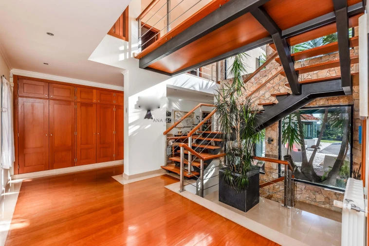 Moradia T4 para Venda em Agualva e Mira-Sintra Foto 7